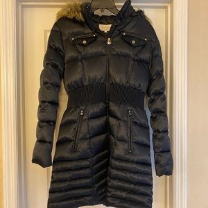 Women’s black puffer jacket